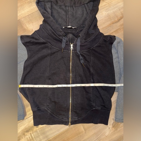 Adidas by Stella McCartney ESS Hoodie in Black Size Large - Picture 5 of 8